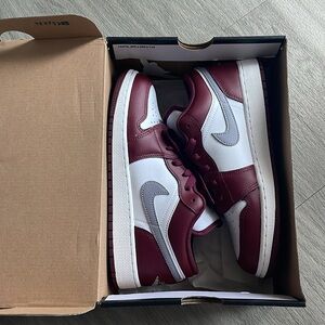 Air Jordan 1 Low - Cherrywood